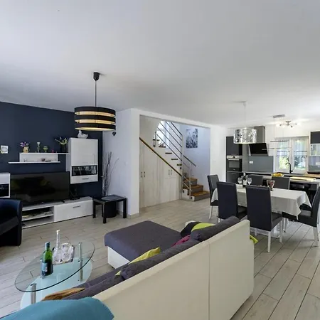Nora In - Haus Fuer 4 Personen Villa Krsan