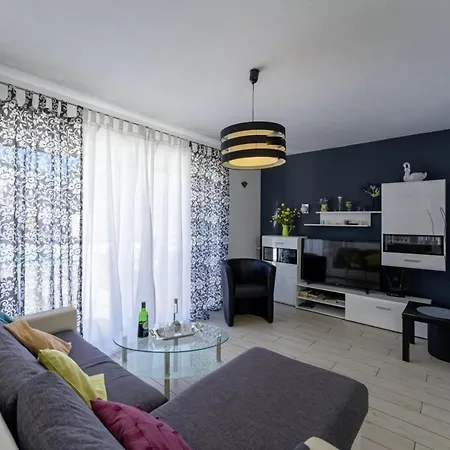 Nora In - Haus Fuer 4 Personen Krsan