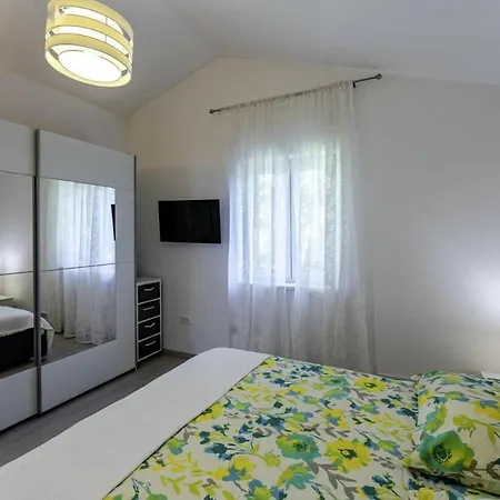 Villa Nora In - Haus Fuer 4 Personen Krsan
