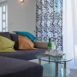 Nora In - Haus Fuer 4 Personen
