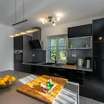 Nora In - Haus Fuer 4 Personen *