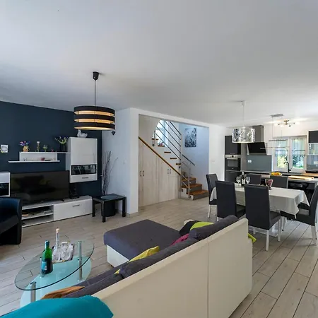 Vila Nora In - Haus Fuer 4 Personen