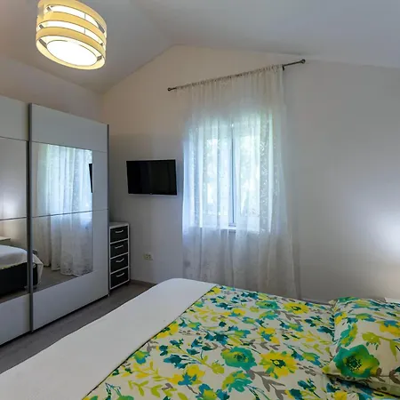 Nora In - Haus Fuer 4 Personen Vila *