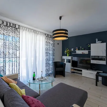 Nora In - Haus Fuer 4 Personen